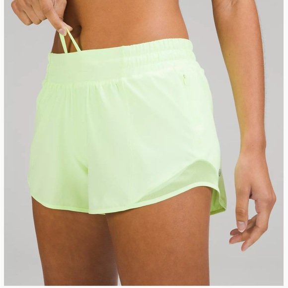 lululemon athletica Pants - Lululemon Hotty Hot Low-Rise Lined Short 4" Size 6 Faded Zap